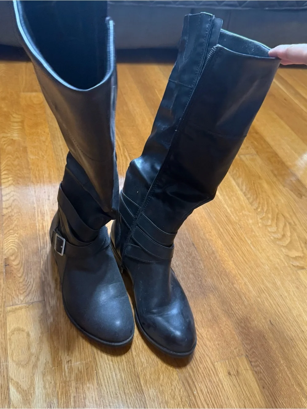 Black knee high boots with zipper  (size 7.5)